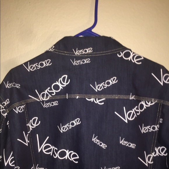 Versace logo mania denim jacket - Picture 3 of 15